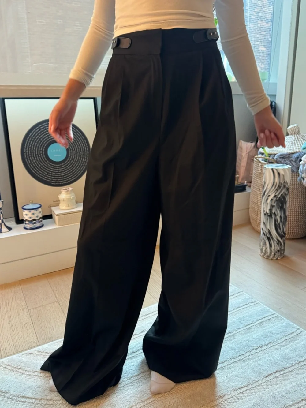 High-Waist Wide Leg Black Trousers with Belt detail - Picture 2 of 4